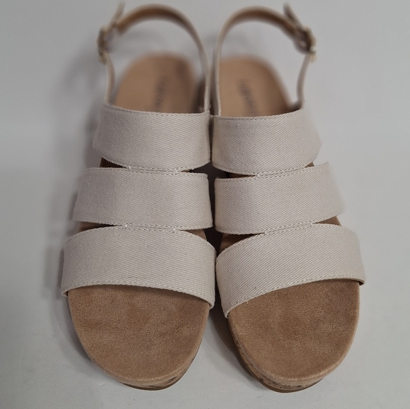 Life Stride (NEW) Cream Soft System Darby Platform Wedge Comfort Sandals Size 9 - Picture 1 of 12